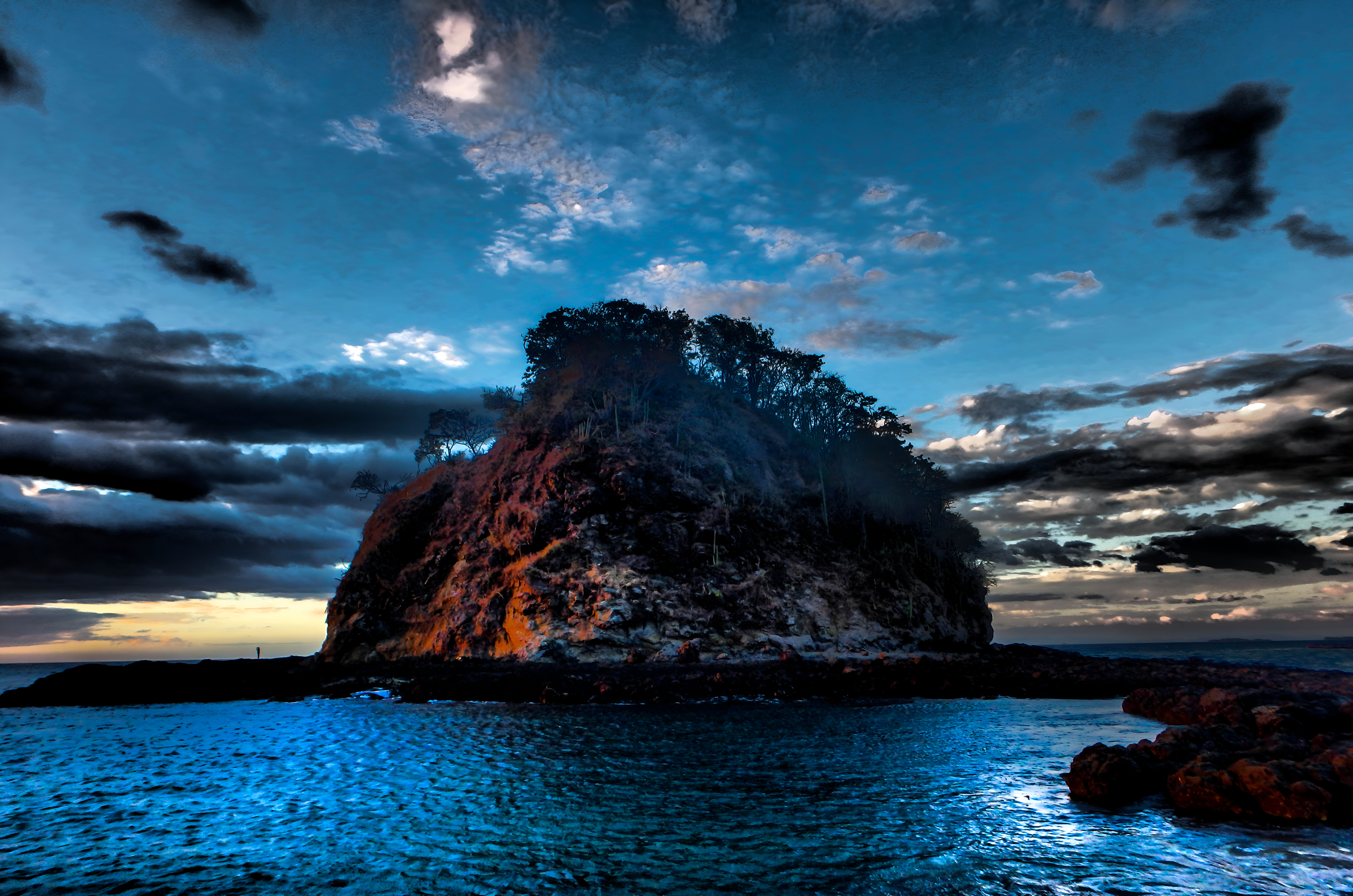 Playa Roble Misty Mysteries